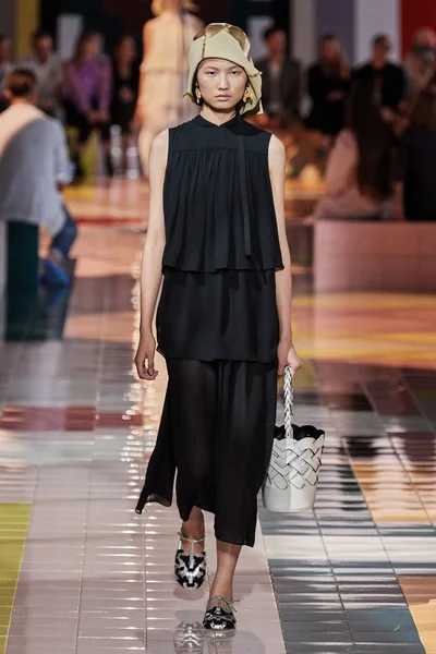 Look 6
